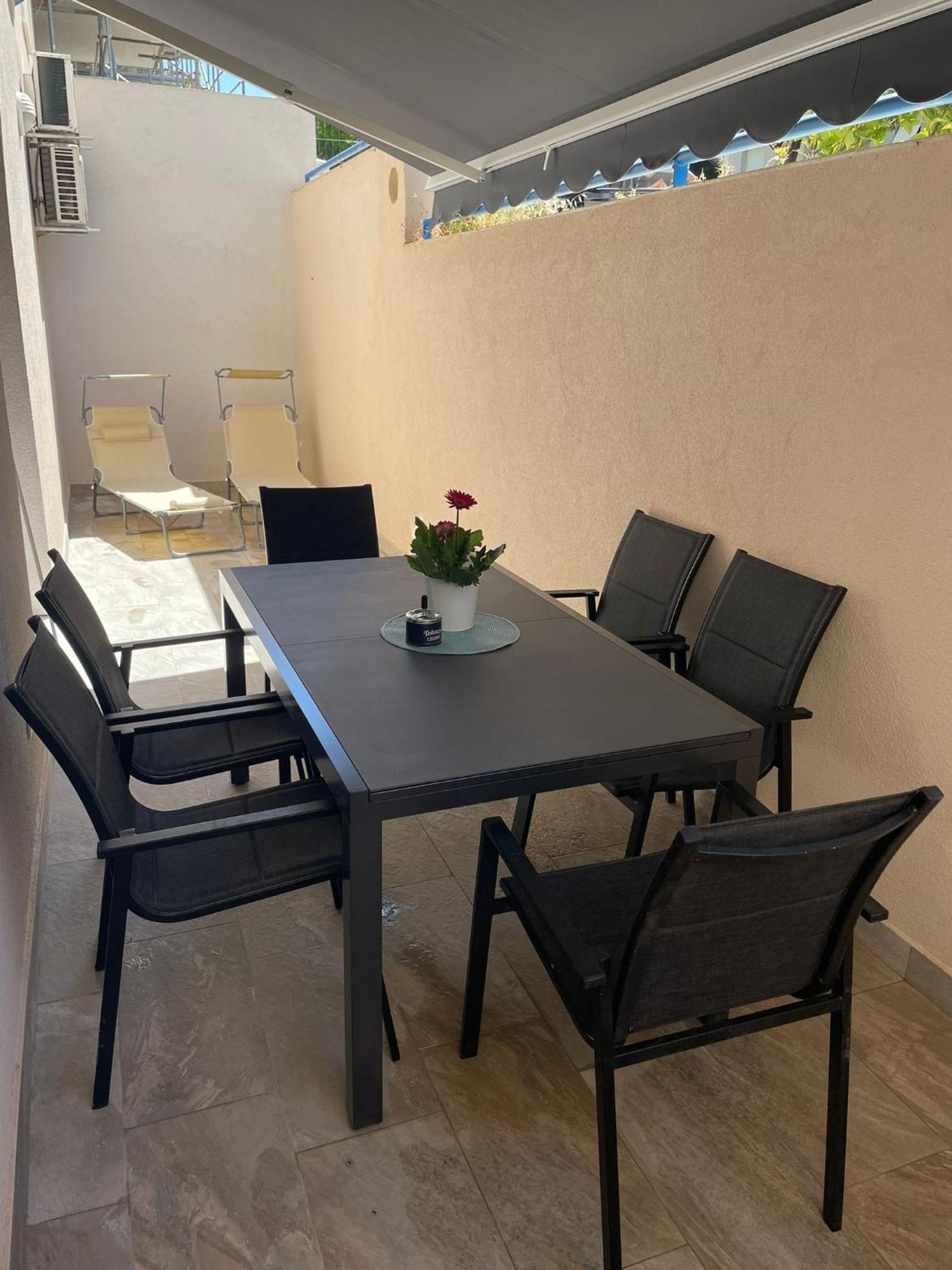 Apartment Dalmatinos Split Znjan Εξωτερικό φωτογραφία