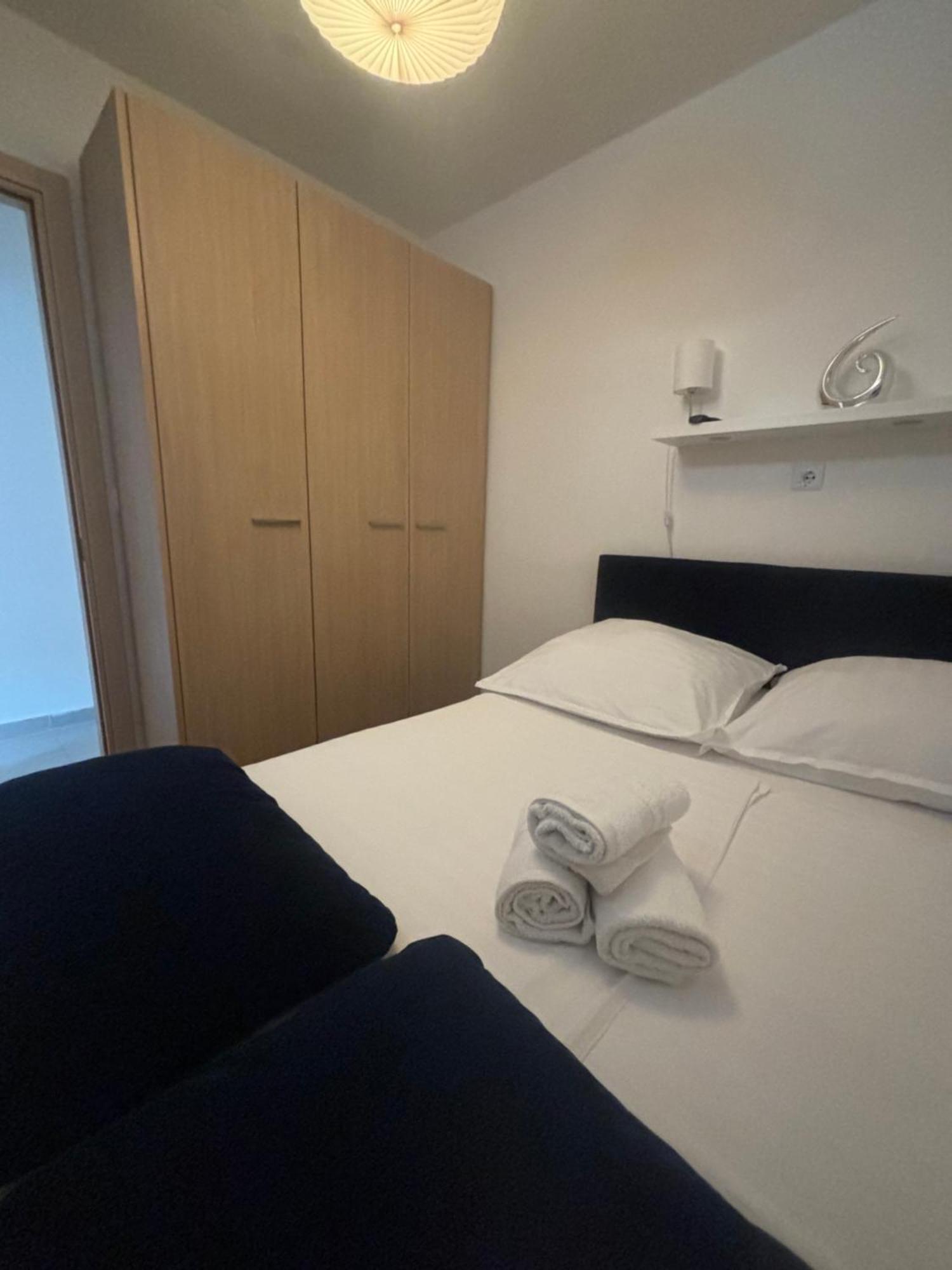 Apartment Dalmatinos Split Znjan Εξωτερικό φωτογραφία